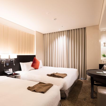 Solaria Nishitetsu Hotel Seoul Myeongdong Экстерьер фото