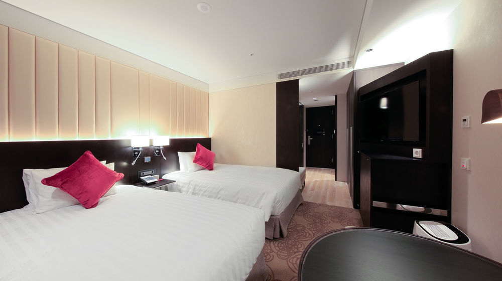Solaria Nishitetsu Hotel Seoul Myeongdong Экстерьер фото